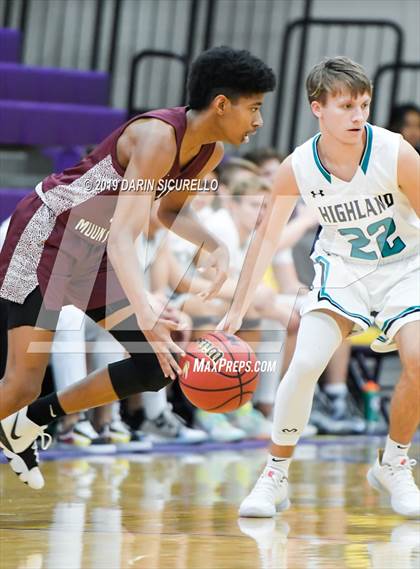 Thumbnail 2 in Highland vs. Desert Mountain (Fear the Hop Tournament)  photogallery.