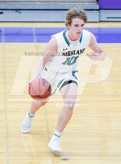 Thumbnail 3 in Highland vs. Desert Mountain (Fear the Hop Tournament)  photogallery.
