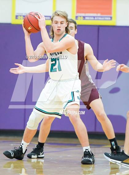 Thumbnail 2 in Highland vs. Desert Mountain (Fear the Hop Tournament)  photogallery.