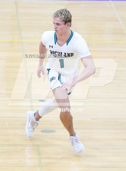 Thumbnail 1 in Highland vs. Desert Mountain (Fear the Hop Tournament)  photogallery.