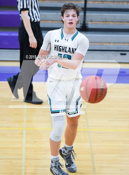 Thumbnail 2 in Highland vs. Desert Mountain (Fear the Hop Tournament)  photogallery.