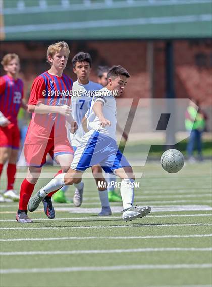 Thumbnail 1 in Midlothian Heritage vs. Community (UIL 4A Region II Semi-Final) photogallery.