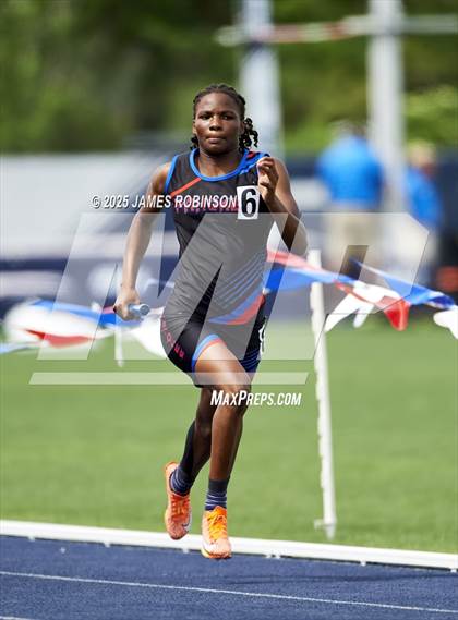 Thumbnail 1 in FHSAA 1A & 3A Finals (4 X 800 Meters) photogallery.