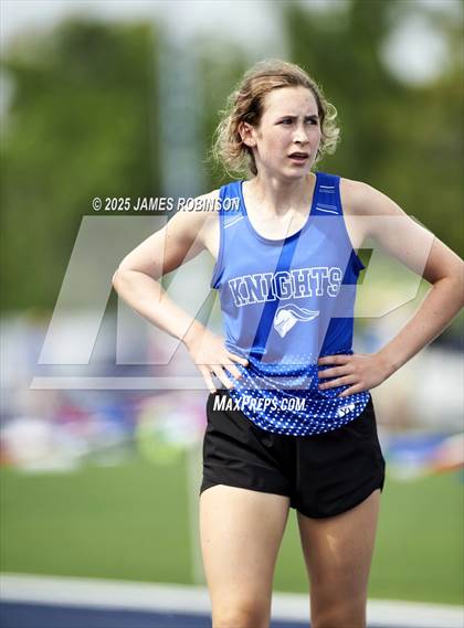 Thumbnail 2 in FHSAA 1A & 3A Finals (4 X 800 Meters) photogallery.