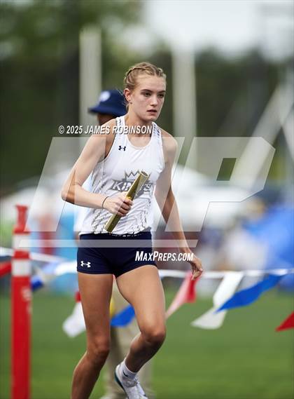 Thumbnail 2 in FHSAA 1A & 3A Finals (4 X 800 Meters) photogallery.