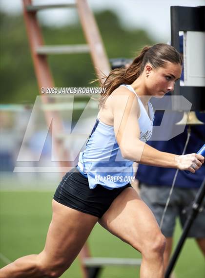Thumbnail 1 in FHSAA 1A & 3A Finals (4 X 800 Meters) photogallery.