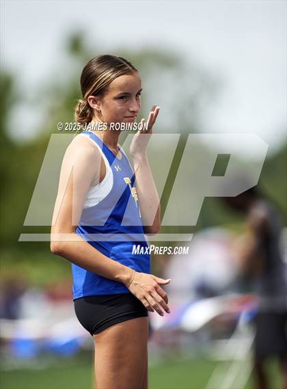 Thumbnail 3 in FHSAA 1A & 3A Finals (4 X 800 Meters) photogallery.