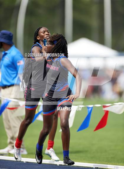 Thumbnail 3 in FHSAA 1A & 3A Finals (4 X 800 Meters) photogallery.