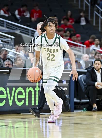 Thumbnail 3 in South Bend Saint Joseph vs. Indianapolis Crispus Attucks (IHSAA 3A Final) photogallery.