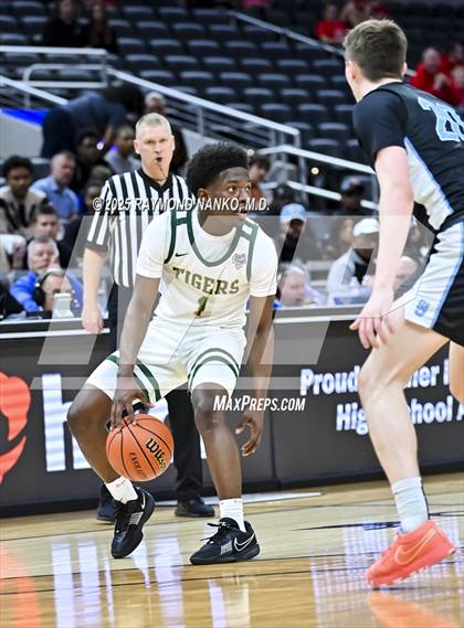 Thumbnail 1 in South Bend Saint Joseph vs. Indianapolis Crispus Attucks (IHSAA 3A Final) photogallery.