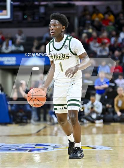 Thumbnail 3 in South Bend Saint Joseph vs. Indianapolis Crispus Attucks (IHSAA 3A Final) photogallery.