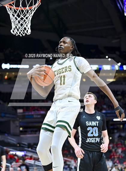Thumbnail 3 in South Bend Saint Joseph vs. Indianapolis Crispus Attucks (IHSAA 3A Final) photogallery.