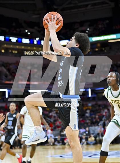 Thumbnail 2 in South Bend Saint Joseph vs. Indianapolis Crispus Attucks (IHSAA 3A Final) photogallery.