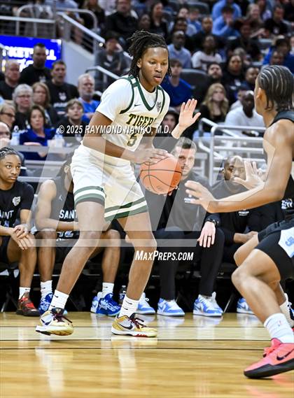 Thumbnail 1 in South Bend Saint Joseph vs. Indianapolis Crispus Attucks (IHSAA 3A Final) photogallery.