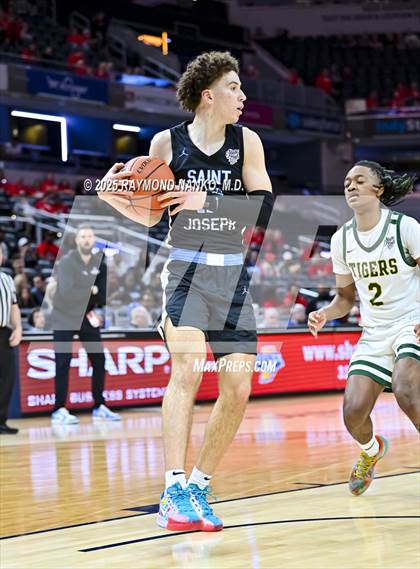 Thumbnail 2 in South Bend Saint Joseph vs. Indianapolis Crispus Attucks (IHSAA 3A Final) photogallery.