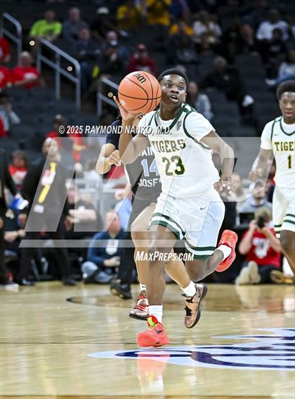 Thumbnail 2 in South Bend Saint Joseph vs. Indianapolis Crispus Attucks (IHSAA 3A Final) photogallery.