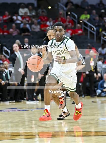 Thumbnail 2 in South Bend Saint Joseph vs. Indianapolis Crispus Attucks (IHSAA 3A Final) photogallery.