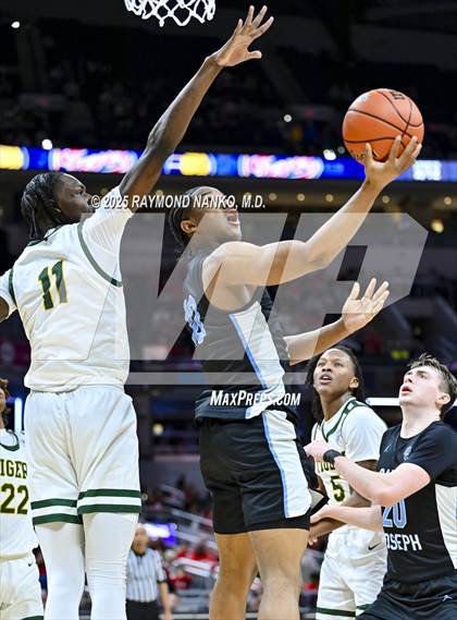 Thumbnail 1 in South Bend Saint Joseph vs. Indianapolis Crispus Attucks (IHSAA 3A Final) photogallery.