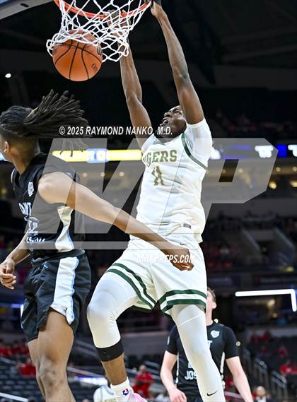 Thumbnail 3 in South Bend Saint Joseph vs. Indianapolis Crispus Attucks (IHSAA 3A Final) photogallery.