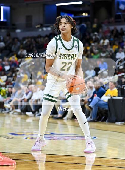 Thumbnail 2 in South Bend Saint Joseph vs. Indianapolis Crispus Attucks (IHSAA 3A Final) photogallery.