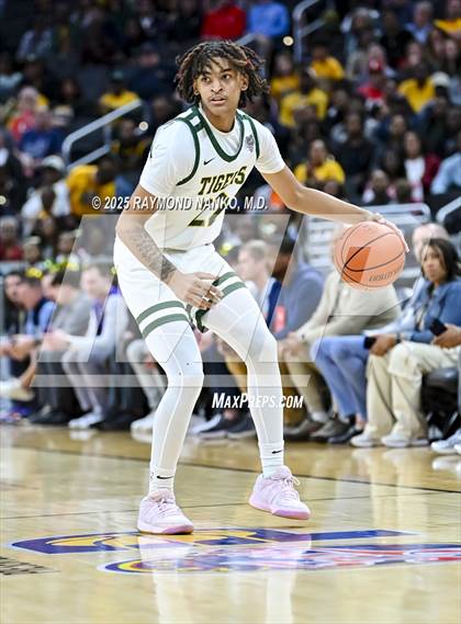 Thumbnail 1 in South Bend Saint Joseph vs. Indianapolis Crispus Attucks (IHSAA 3A Final) photogallery.