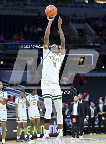 Thumbnail 2 in South Bend Saint Joseph vs. Indianapolis Crispus Attucks (IHSAA 3A Final) photogallery.