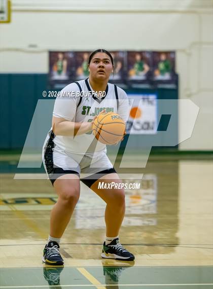 Thumbnail 2 in St. Joseph vs. Buena (Santa Barbara Tournament of Champions) photogallery.