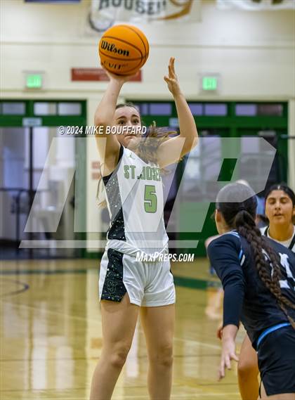 Thumbnail 1 in St. Joseph vs. Buena (Santa Barbara Tournament of Champions) photogallery.
