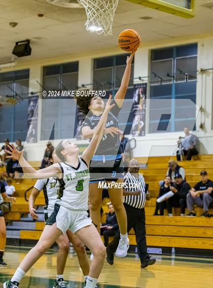 Thumbnail 3 in St. Joseph vs. Buena (Santa Barbara Tournament of Champions) photogallery.