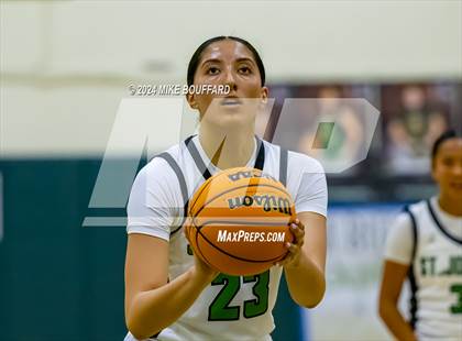 Thumbnail 3 in St. Joseph vs. Buena (Santa Barbara Tournament of Champions) photogallery.
