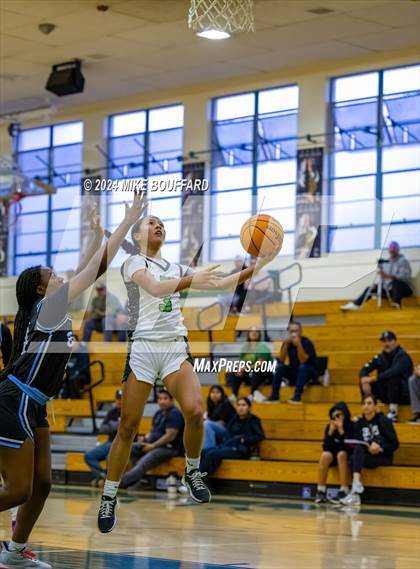 Thumbnail 2 in St. Joseph vs. Buena (Santa Barbara Tournament of Champions) photogallery.