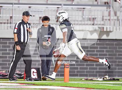 Thumbnail 3 in Caddo Mills vs. Pleasant Grove (UIL 4A Area Playoff) photogallery.