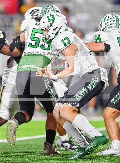 Thumbnail 3 in Caddo Mills vs. Pleasant Grove (UIL 4A Area Playoff) photogallery.