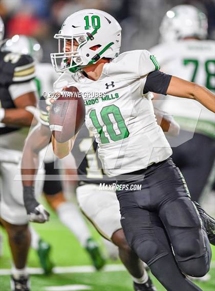 Thumbnail 1 in Caddo Mills vs. Pleasant Grove (UIL 4A Area Playoff) photogallery.