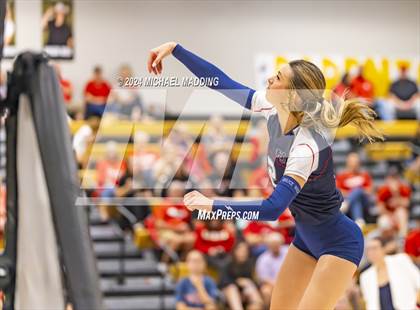 Thumbnail 3 in Hardin-Jefferson vs Bridge City (UIL Volleyball 4A Division 2 Region 3 Area Playoff) photogallery.