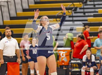 Thumbnail 2 in Hardin-Jefferson vs Bridge City (UIL Volleyball 4A Division 2 Region 3 Area Playoff) photogallery.