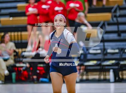 Thumbnail 1 in Hardin-Jefferson vs Bridge City (UIL Volleyball 4A Division 2 Region 3 Area Playoff) photogallery.