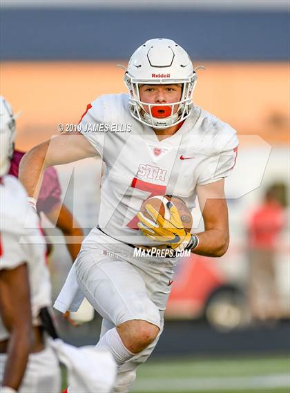 Thumbnail 1 in China Spring vs. St. Thomas Catholic photogallery.