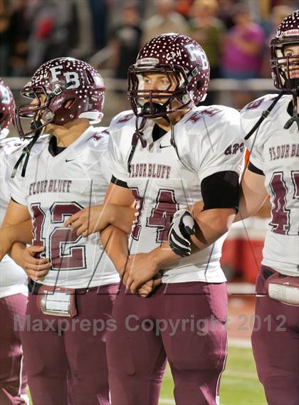 Thumbnail 1 in Flour Bluff vs. Leander (UIL Division 1 Regioinal Playoff) photogallery.