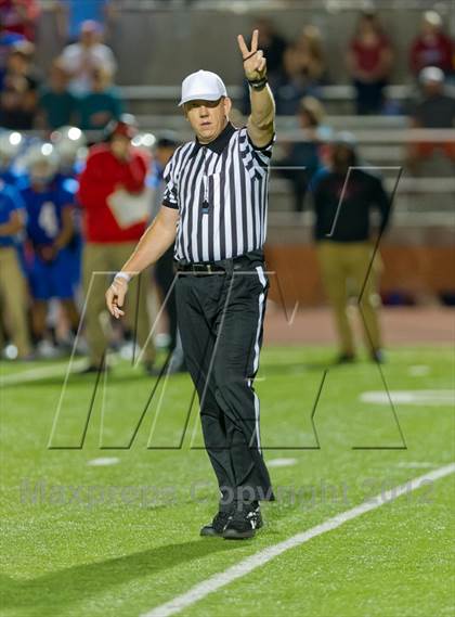 Thumbnail 3 in Flour Bluff vs. Leander (UIL Division 1 Regioinal Playoff) photogallery.