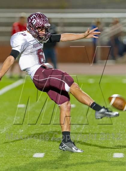 Thumbnail 2 in Flour Bluff vs. Leander (UIL Division 1 Regioinal Playoff) photogallery.