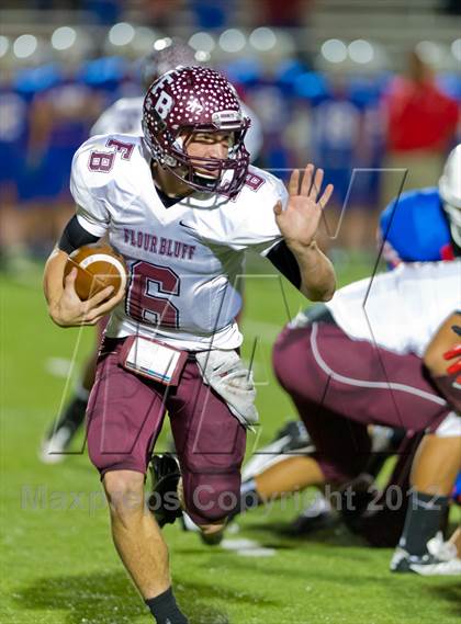 Thumbnail 1 in Flour Bluff vs. Leander (UIL Division 1 Regioinal Playoff) photogallery.