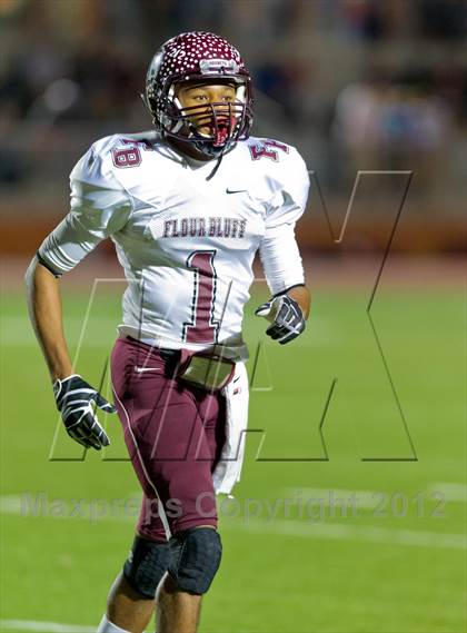 Thumbnail 2 in Flour Bluff vs. Leander (UIL Division 1 Regioinal Playoff) photogallery.