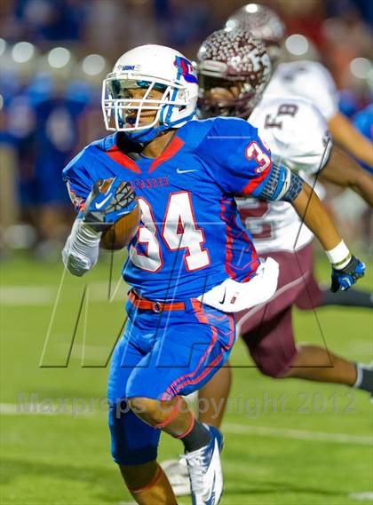 Thumbnail 1 in Flour Bluff vs. Leander (UIL Division 1 Regioinal Playoff) photogallery.