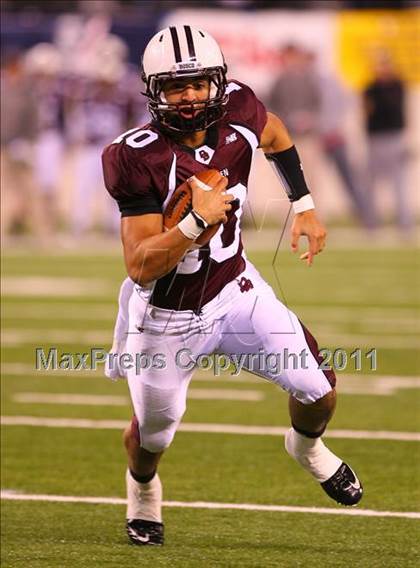 Thumbnail 2 in Don Bosco vs. Bergen Catholic (NJSIAA Non-Public Group 4 Final) photogallery.