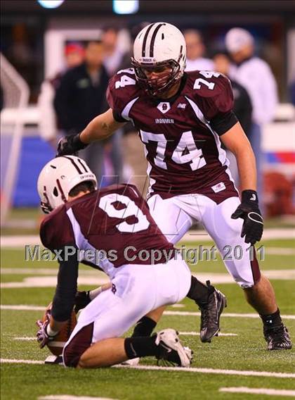 Thumbnail 3 in Don Bosco vs. Bergen Catholic (NJSIAA Non-Public Group 4 Final) photogallery.
