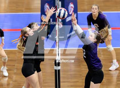 Thumbnail 3 in Wiggins vs. Sedgwick County (CHSAA 2A Round 3) photogallery.