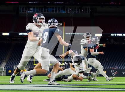 Thumbnail 1 in Clear Lake vs Kingwood (UIL 6A  Area Playoffs) photogallery.