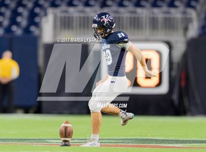 Thumbnail 1 in Clear Lake vs Kingwood (UIL 6A  Area Playoffs) photogallery.