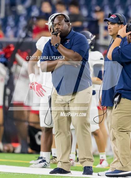 Thumbnail 2 in Clear Lake vs Kingwood (UIL 6A  Area Playoffs) photogallery.